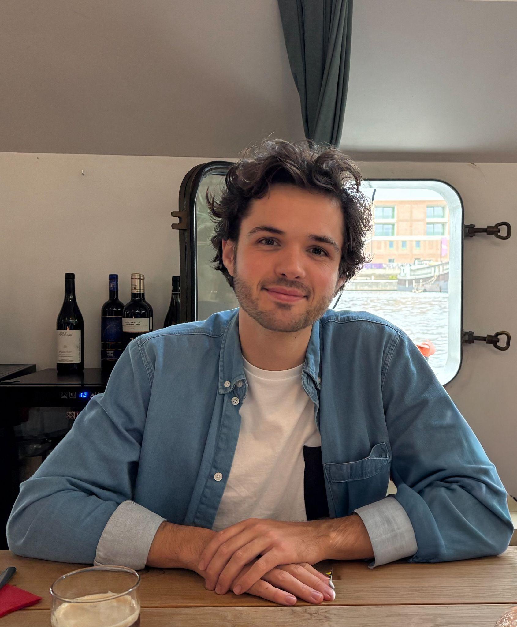 Dr. Jasper Van de Vyver